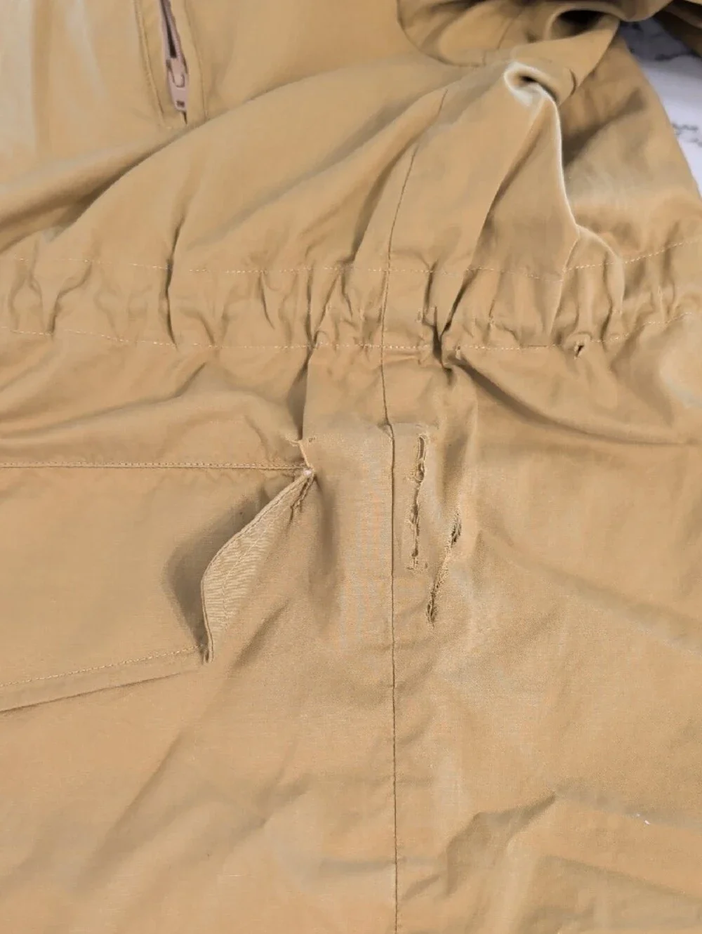 Burberrys Lightweight Jacket Mustard Med - Picture 7 of 7